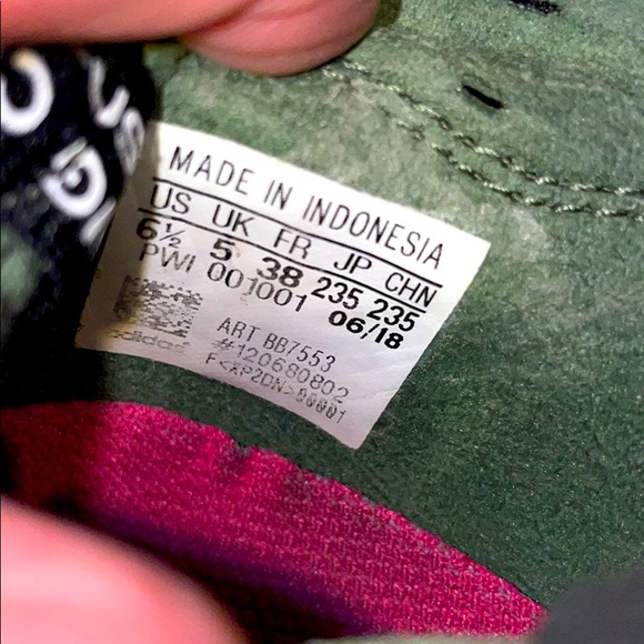 Adidas Army Green 6.5 Women’s Shoes - Picture 9 of 10